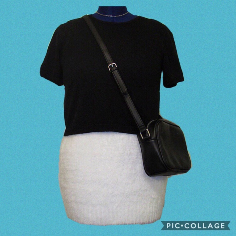 Black crop knit sweater